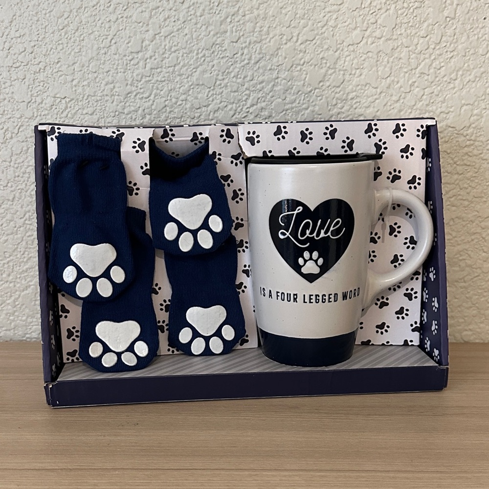 Sheffield Home Mug and Pet Socks Set - Blue and White